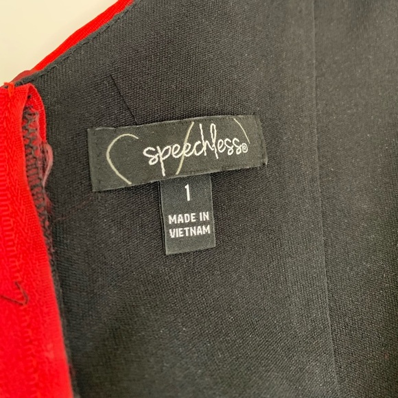 Speechless Satin Red and Black Floral Pattern Cocktail Dress With Pockets Size 1 - Picture 6 of 8